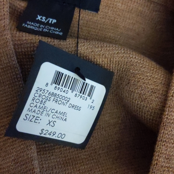 🆕🌿CLUB MONACO DRESS🌿 - Picture 4 of 5